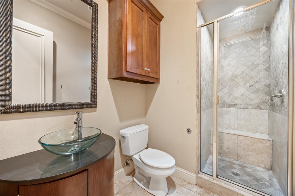 14737 Stanford Court Property Photo 9