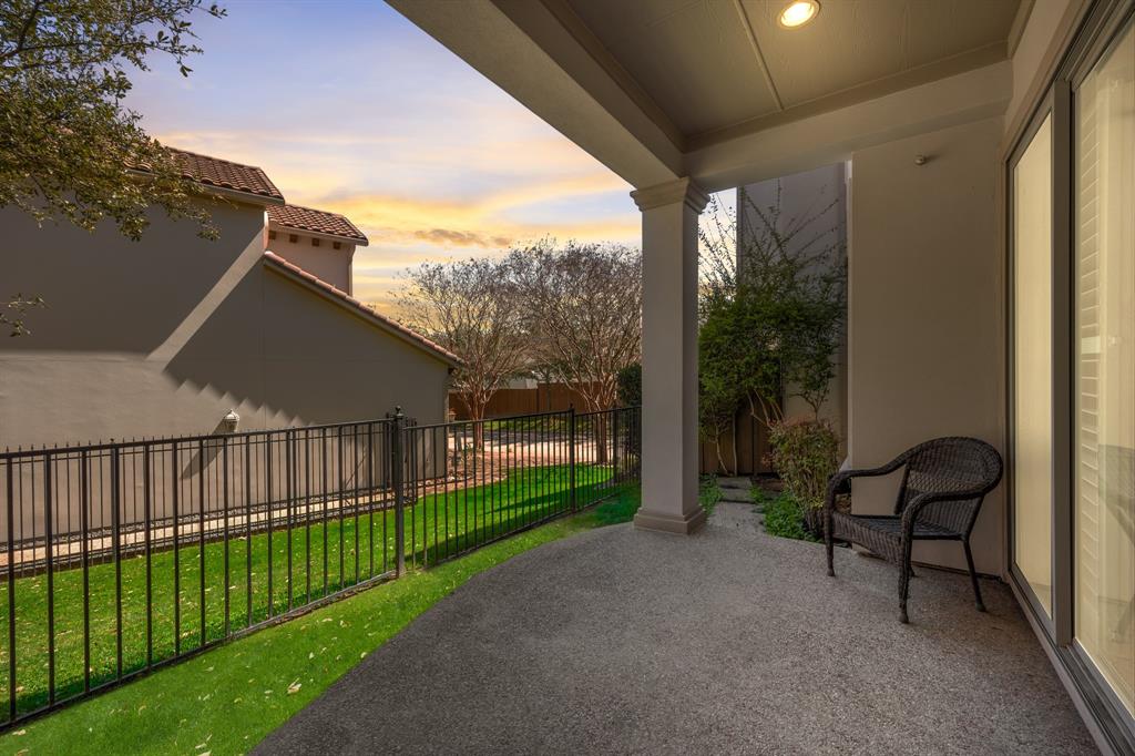 14737 Stanford Court Property Photo 18