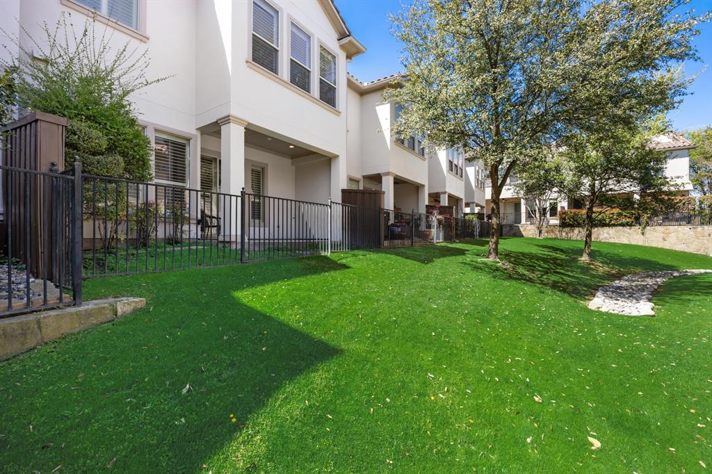 14737 Stanford Court Property Photo 19
