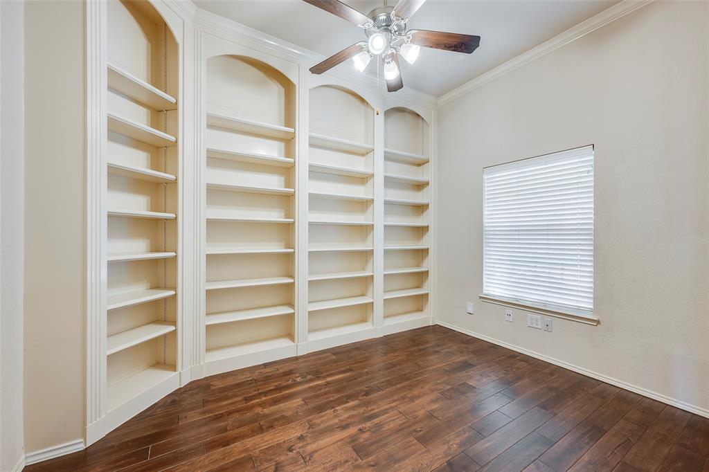 2813 Fox Creek Trail Property Photo 22