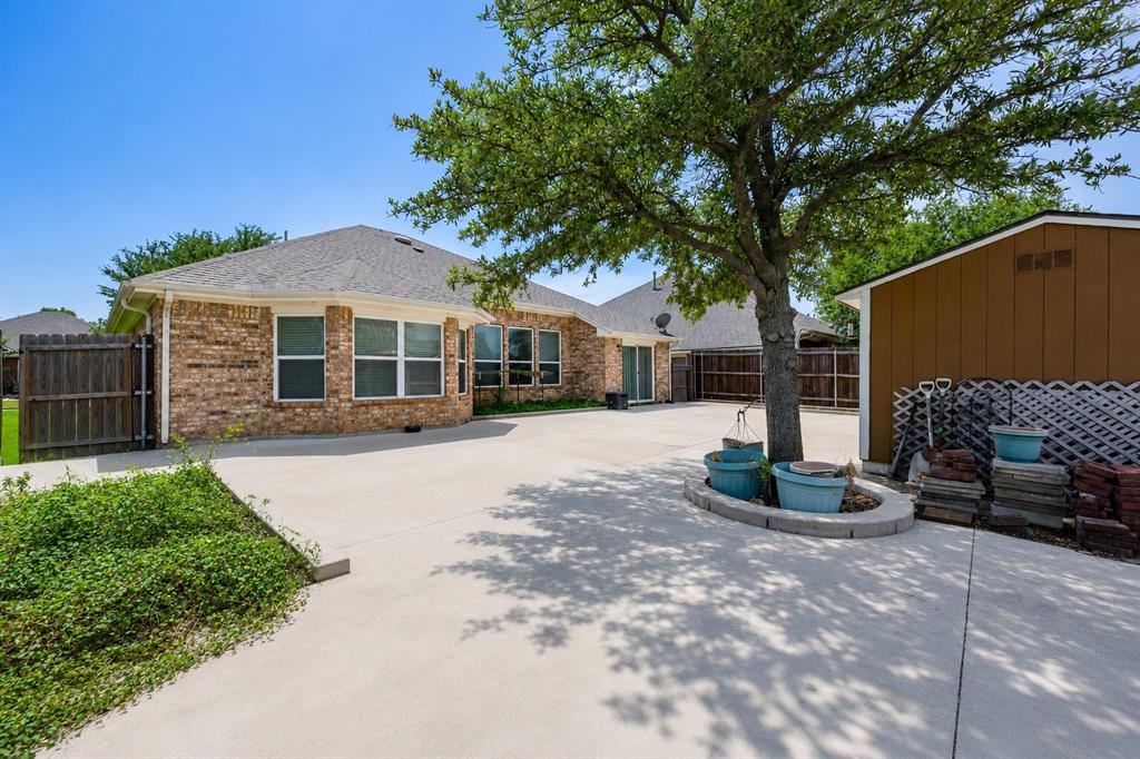 2813 Fox Creek Trail Property Photo 39