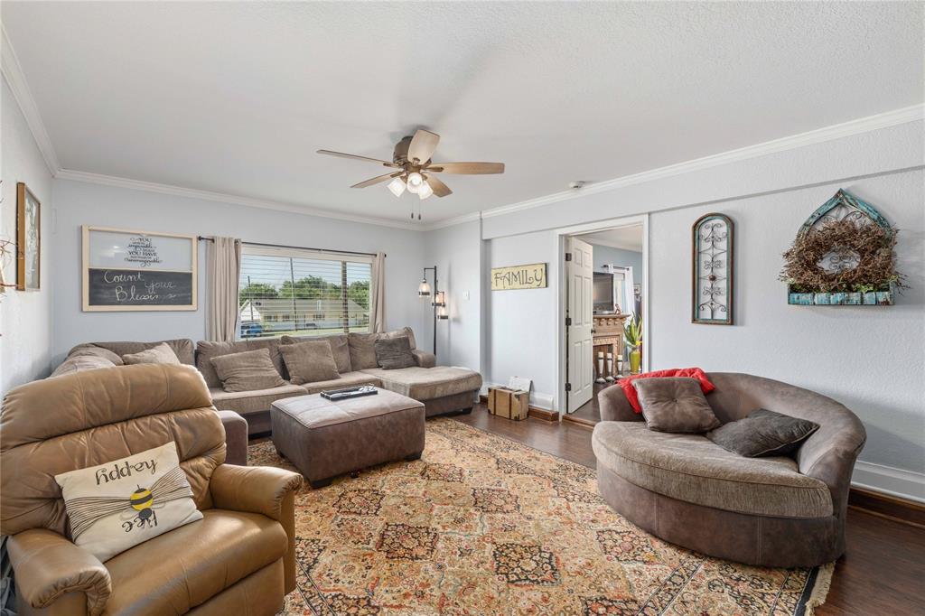 901 W Wrights Avenue Property Photo 10