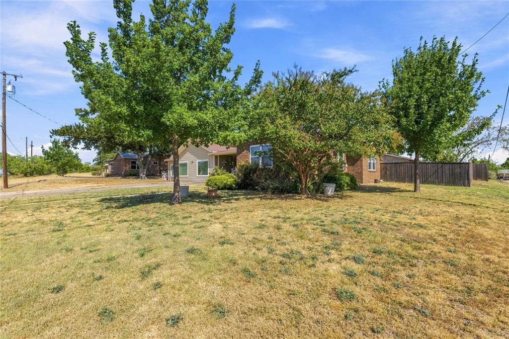 901 W Wrights Avenue Property Photo 16