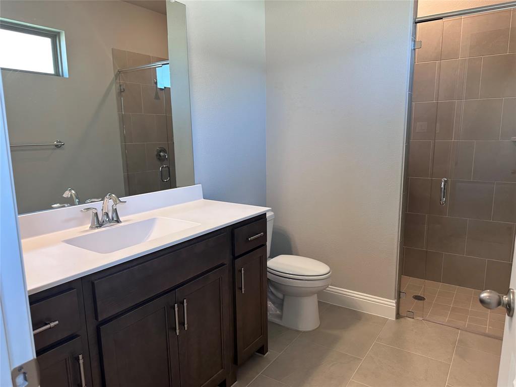 2608 Roaming Trail Property Photo 13