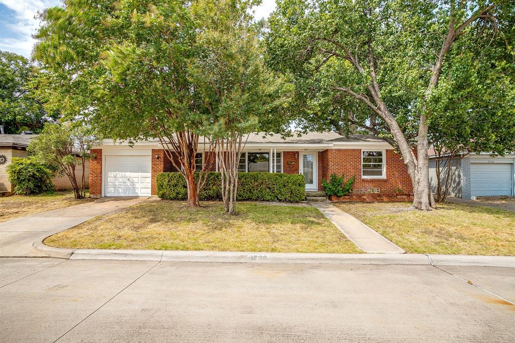 5736 Tracyne Drive Property Photo 1