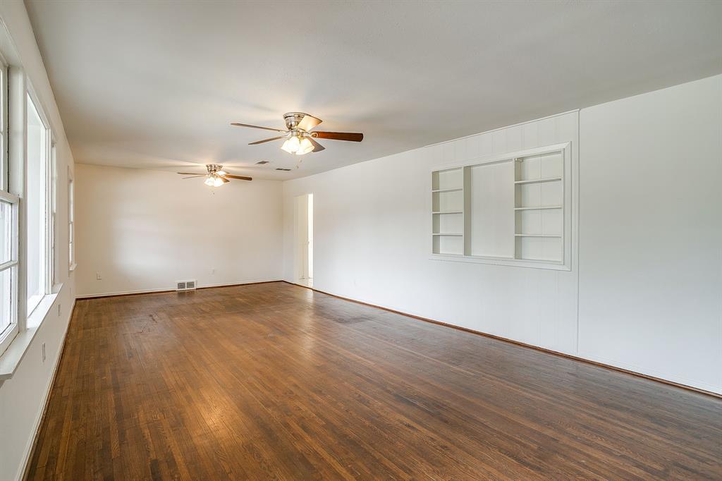 5736 Tracyne Drive Property Photo 9