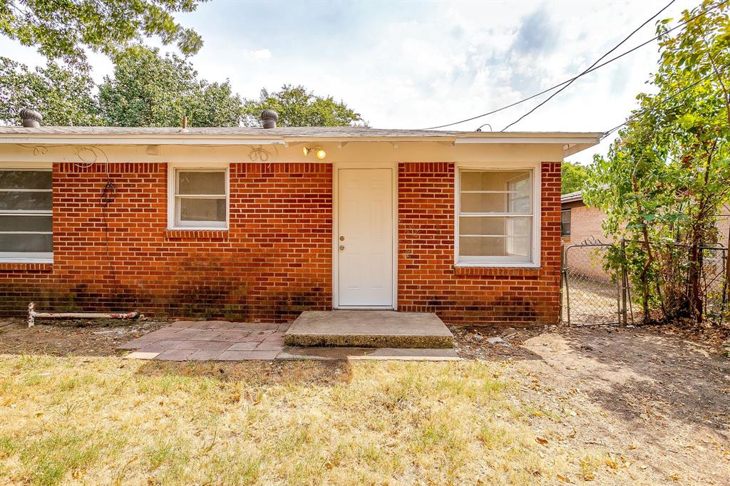 5736 Tracyne Drive Property Photo 23