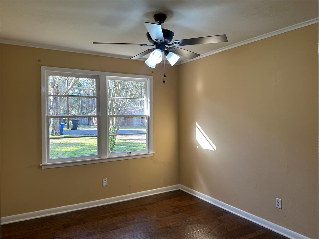 9113 Laurie Lane Property Photo 7