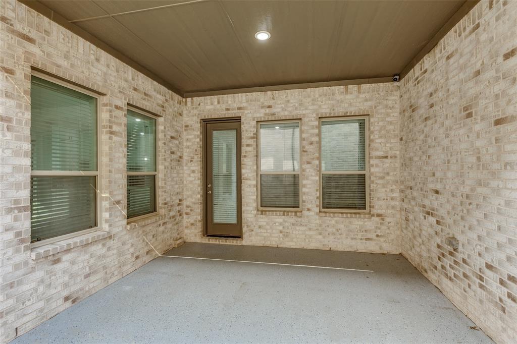 4592 Refugio Drive Property Photo 34