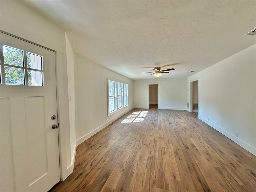 112 Morris Drive Property Photo 4