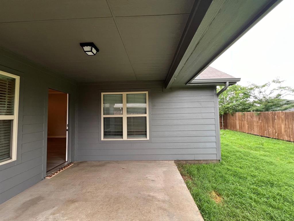 149 Frank Street Property Photo 35
