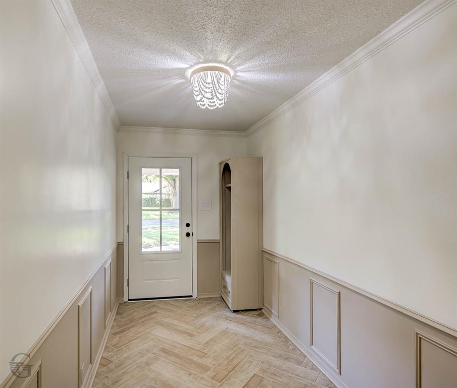 220 Walnut Lane Property Photo 3
