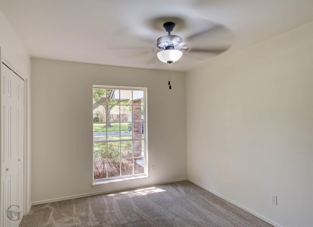 220 Walnut Lane Property Photo 17