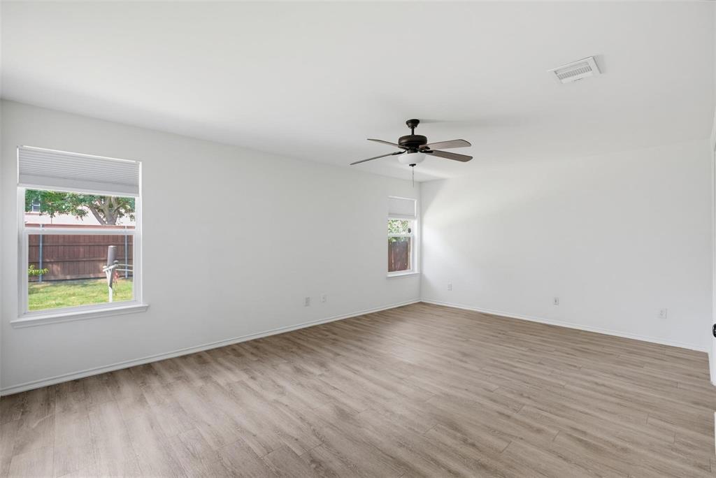 1612 Crown Point Drive Property Photo 17