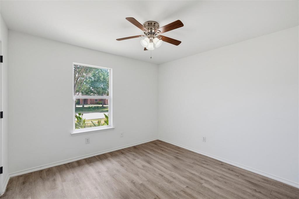 1612 Crown Point Drive Property Photo 21