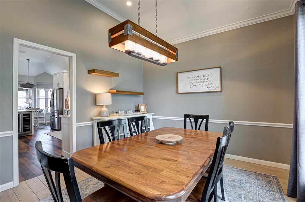 1803 Meadow Ridge Drive Property Photo 4