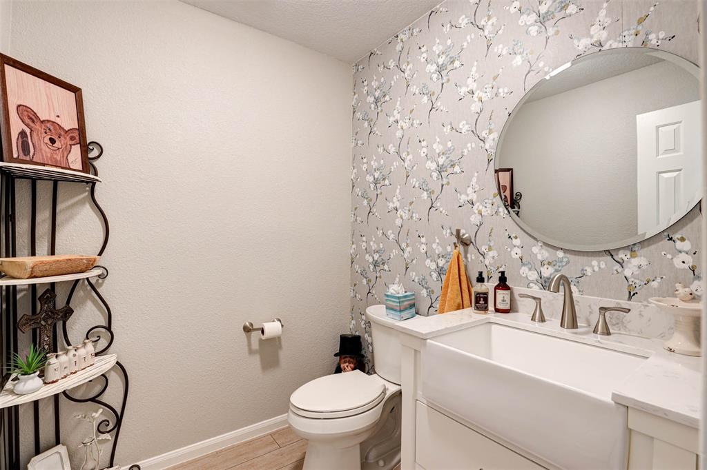1803 Meadow Ridge Drive Property Photo 16