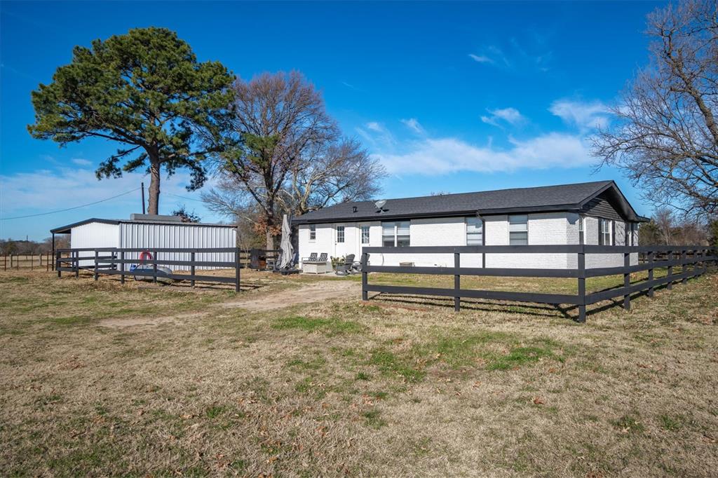 8612 Fm 1616 Property Photo 4