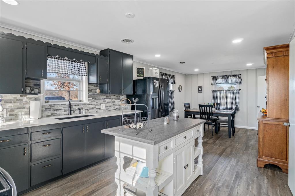 8612 Fm 1616 Property Photo 10