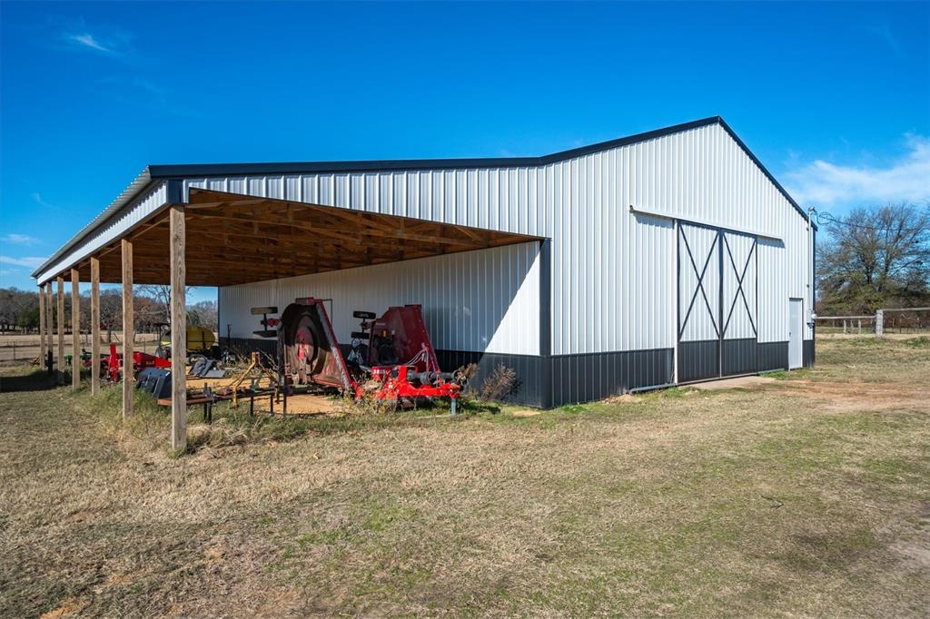 8612 Fm 1616 Property Photo 31