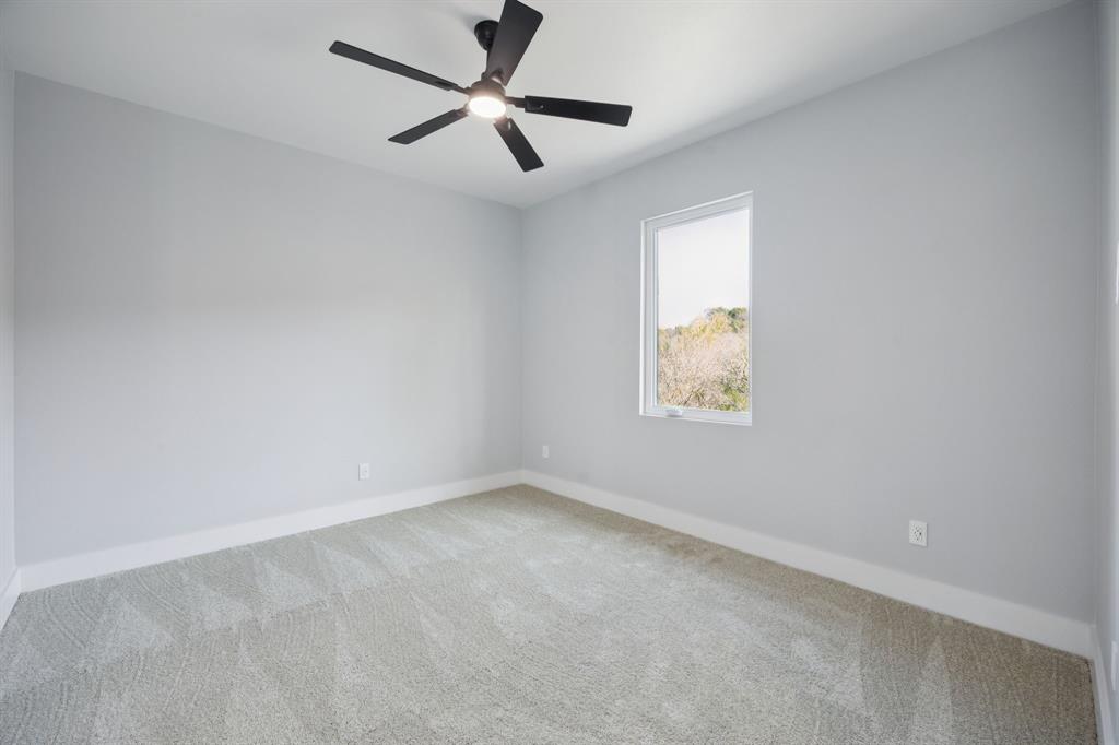2415 Valley View Drive Property Photo 19