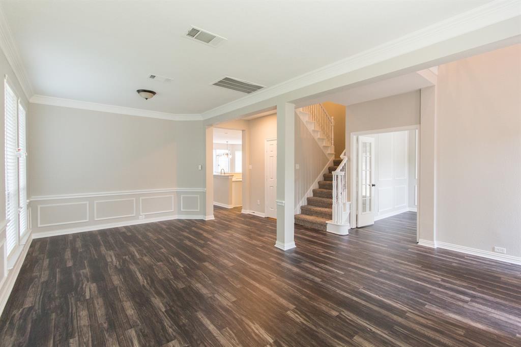 2608 Stone Mountain Court Property Photo 3