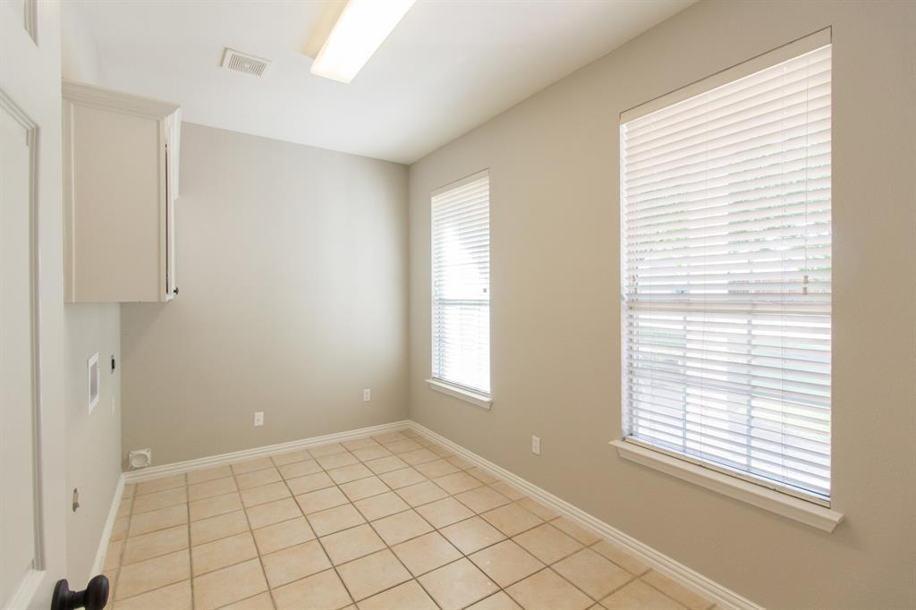 2608 Stone Mountain Court Property Photo 18