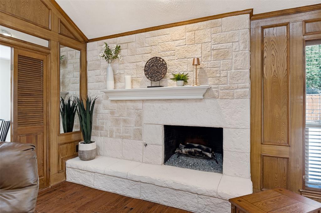 6223 Fox Trail Property Photo 6