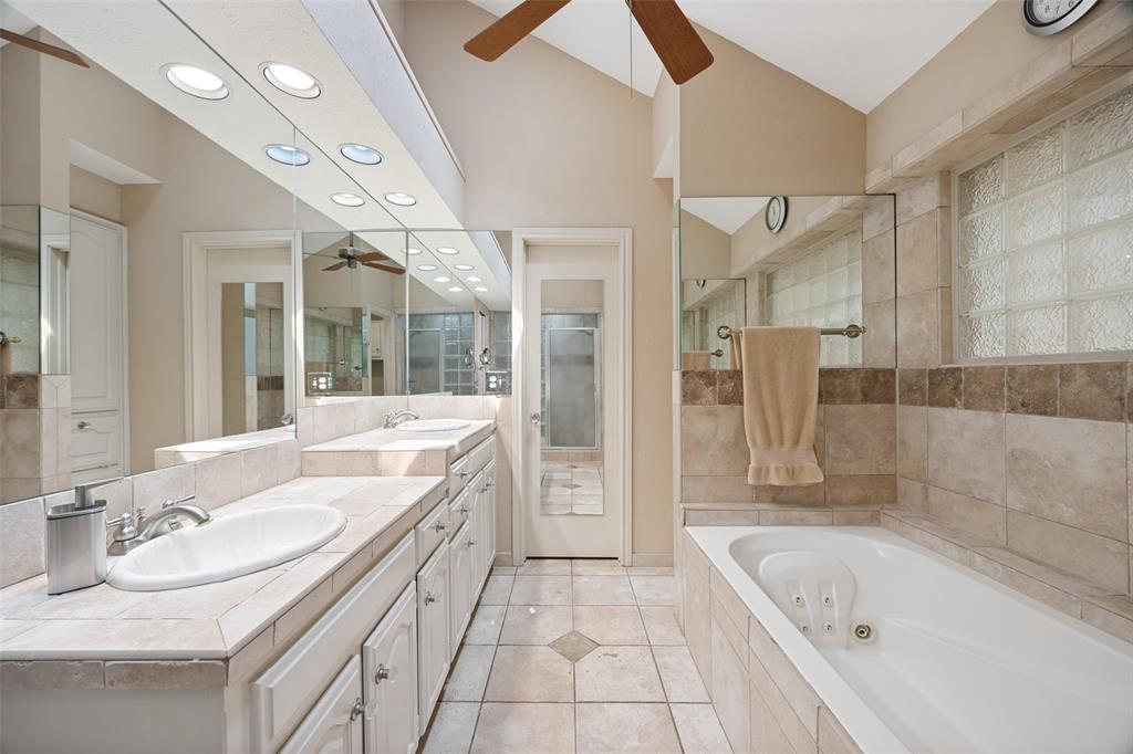 6223 Fox Trail Property Photo 16