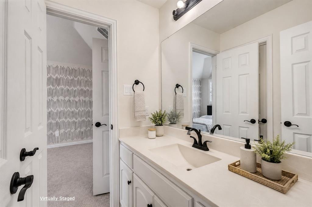 1505 Isaac Lane Property Photo 8