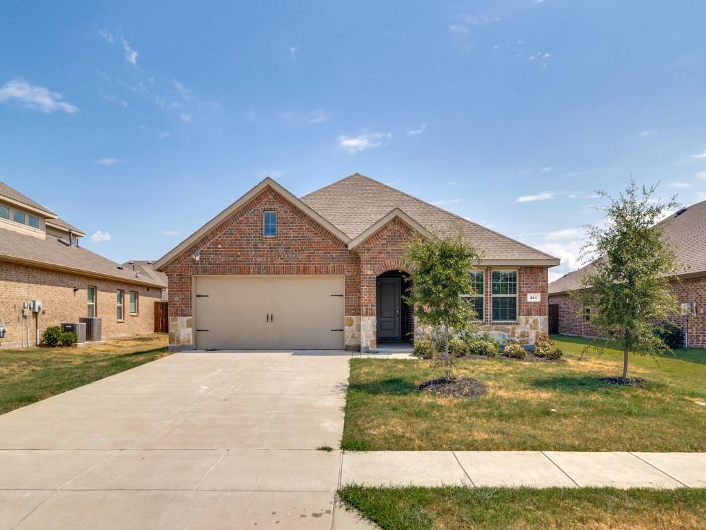 211 Condor Pass Property Photo 1