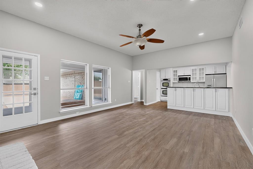 1302 N Yale Boulevard Property Photo 12