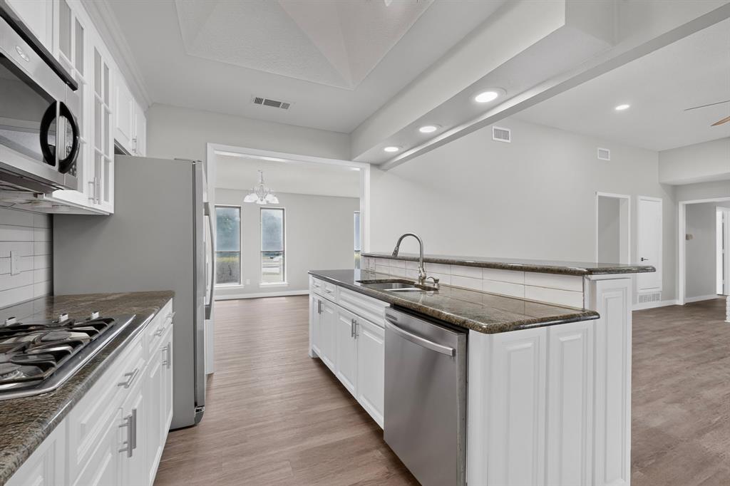 1302 N Yale Boulevard Property Photo 16