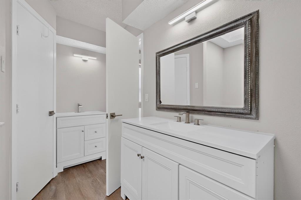 1302 N Yale Boulevard Property Photo 23