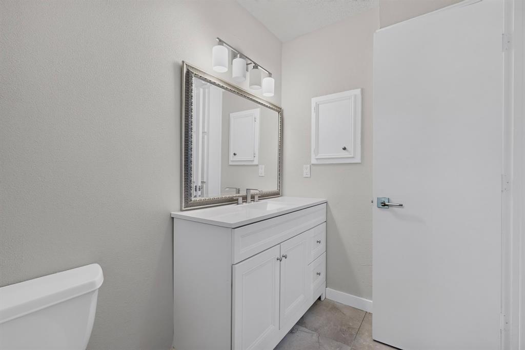 1302 N Yale Boulevard Property Photo 28