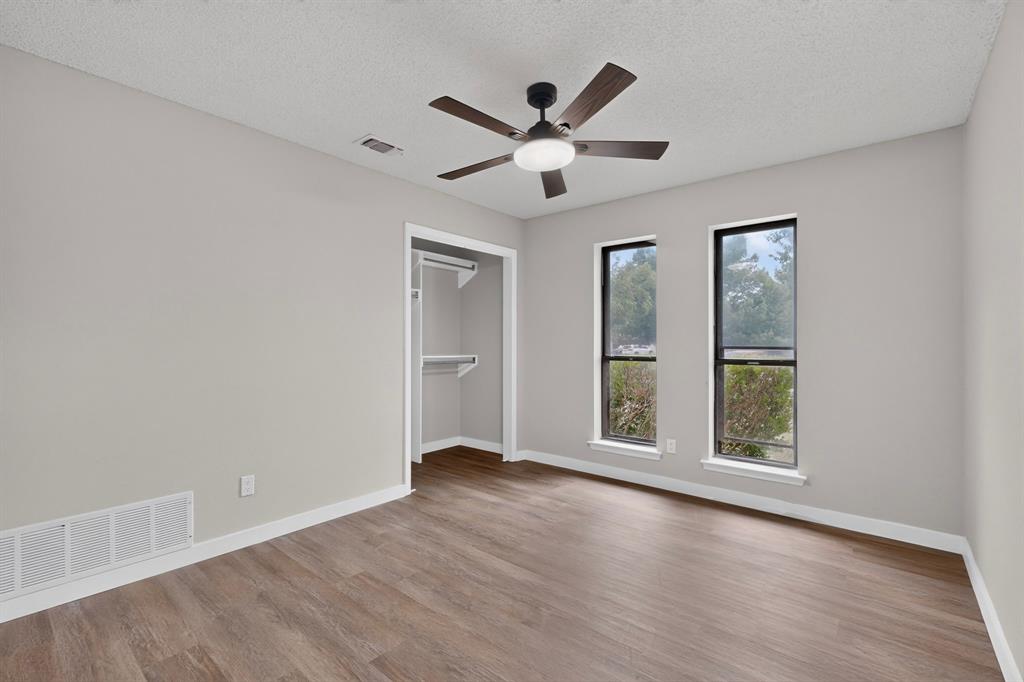 1302 N Yale Boulevard Property Photo 30