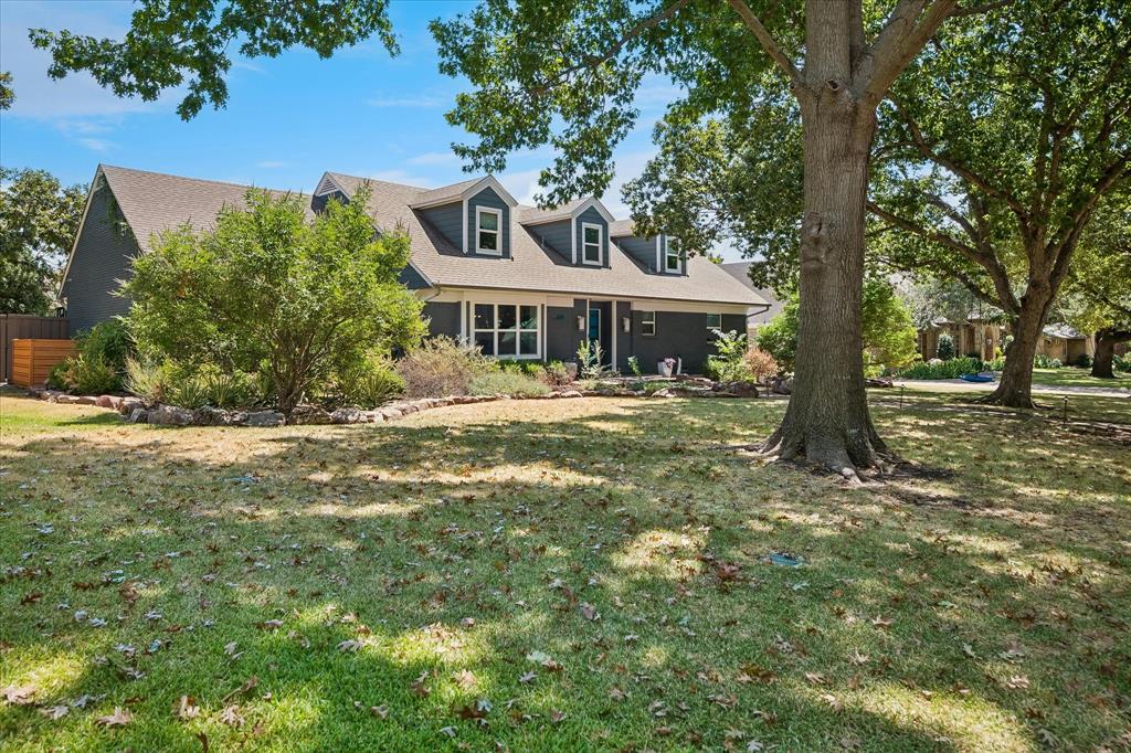 14010 Carillon Drive Property Photo 3
