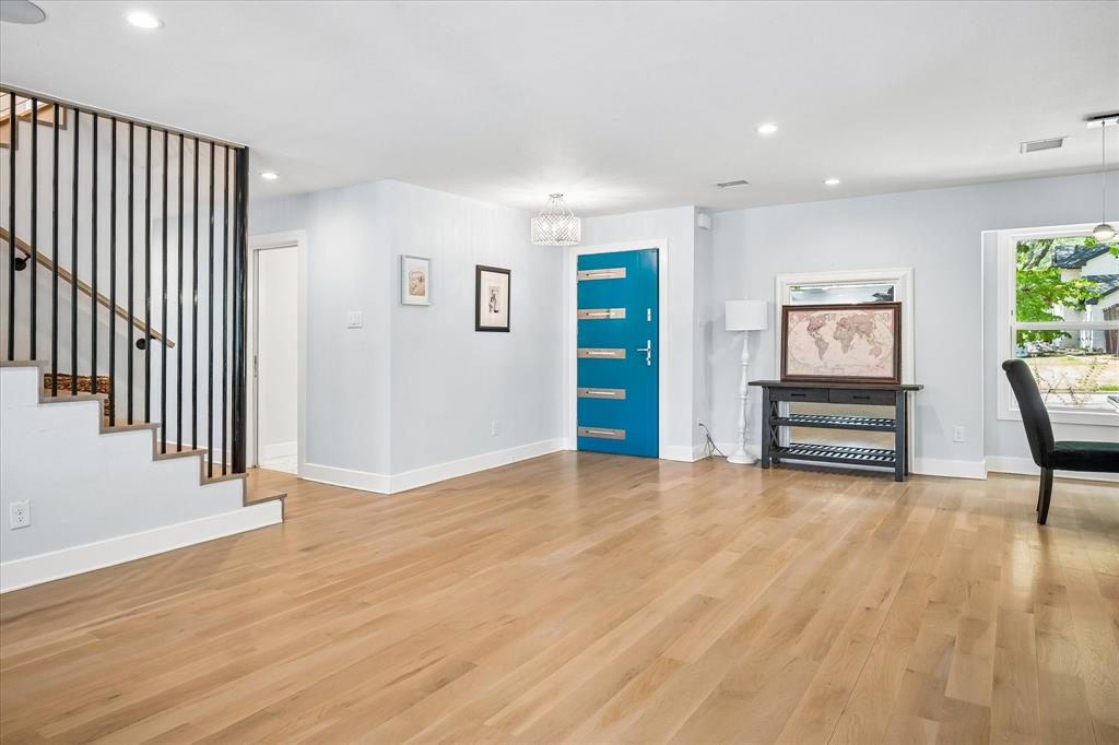 14010 Carillon Drive Property Photo 4
