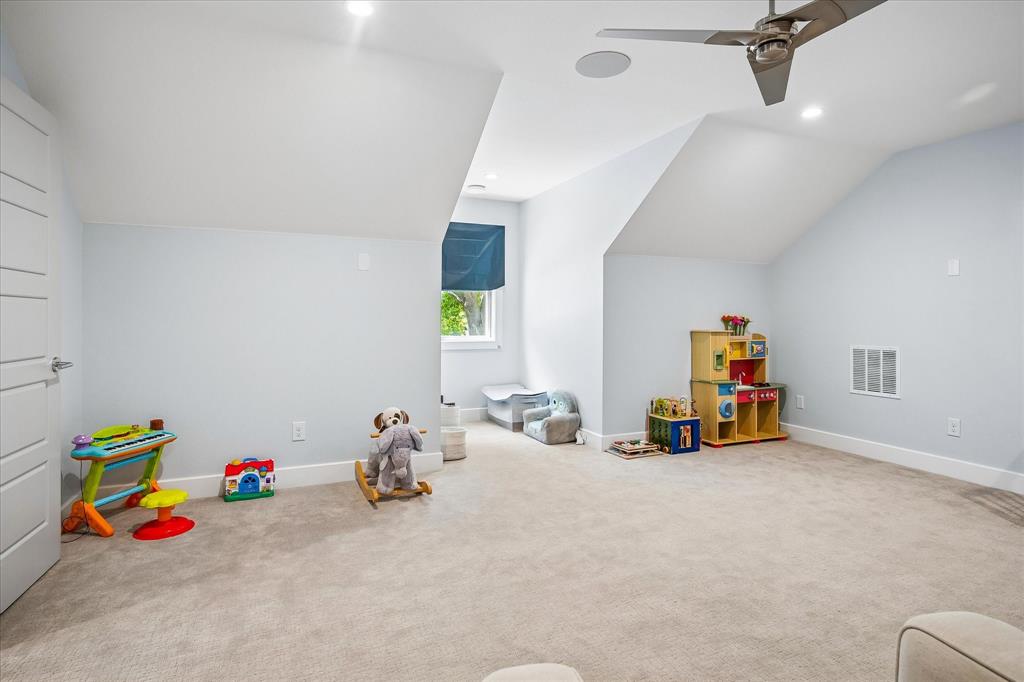14010 Carillon Drive Property Photo 30
