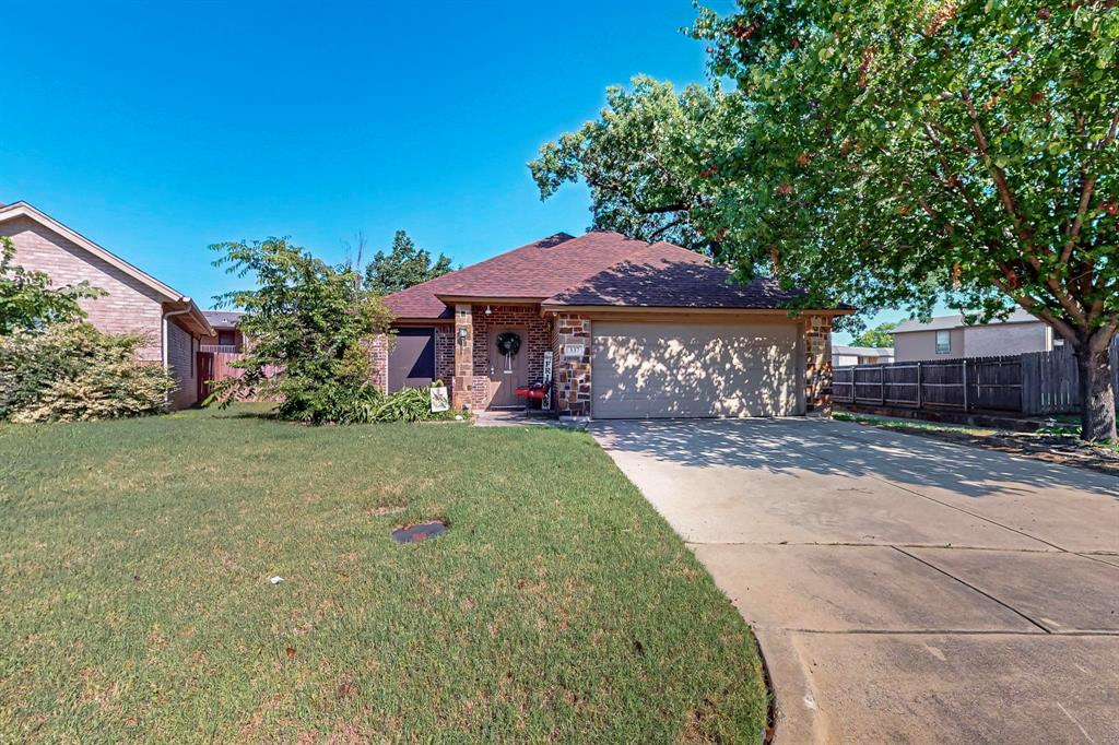337 Grace Circle Property Photo 1