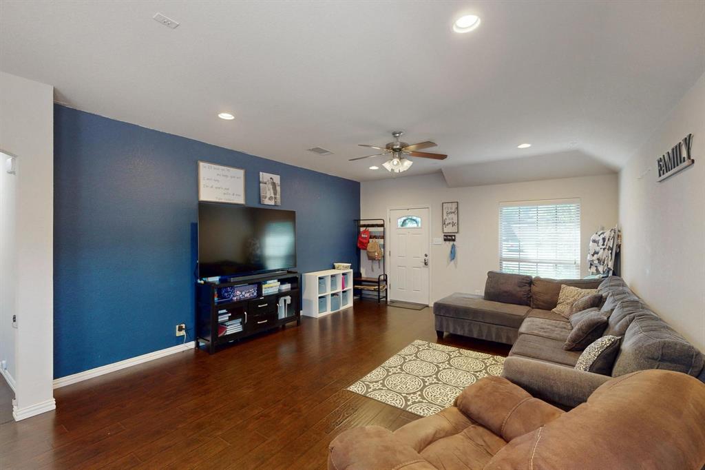 337 Grace Circle Property Photo 7