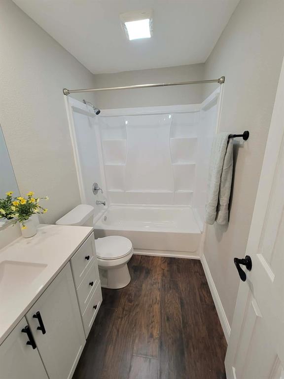 103 W Cayuga Drive Property Photo 11