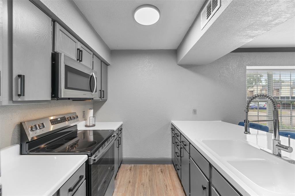 12482 Abrams Road 1003 Property Photo 11