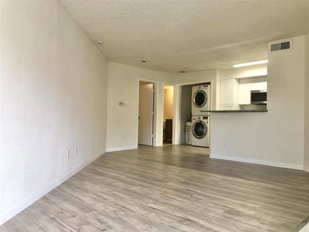 9829 Walnut Street O106 Property Photo 4