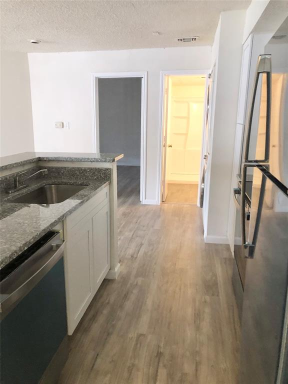 9829 Walnut Street O106 Property Photo 10