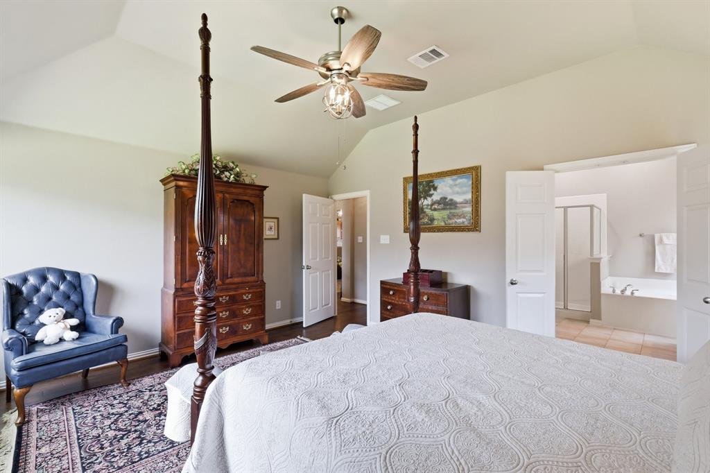 423 Fox Trail Property Photo 20