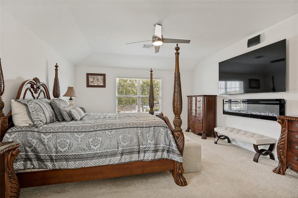 4022 Meadow Canyon Drive Property Photo 15