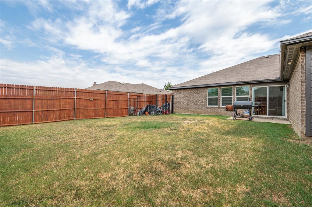 4022 Meadow Canyon Drive Property Photo 25