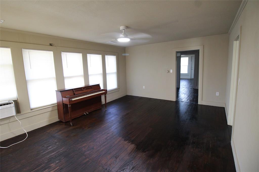 802 S Anson Property Photo 4