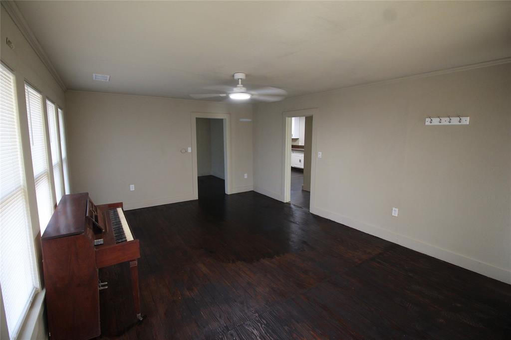 802 S Anson Property Photo 5